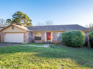 604 N Shackleford Rd, Little Rock, AR 72211