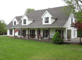 6275 W Benedict Rd, Harrisburg, MO 65256