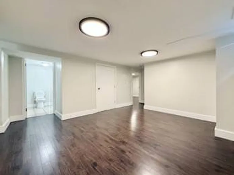 652 E Roosevelt Ave — Photo 12