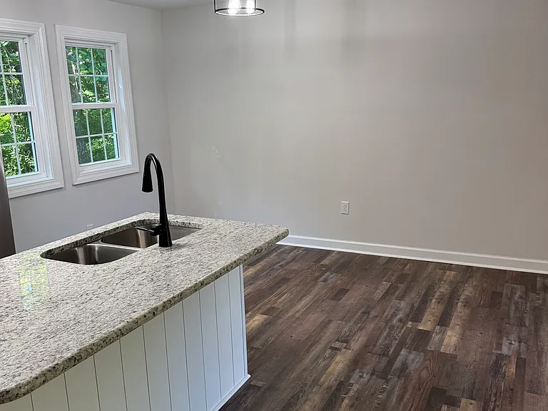 133 Anglers Cove Rd — Photo 6