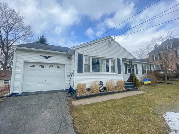39 Union St, Auburn, NY 13021