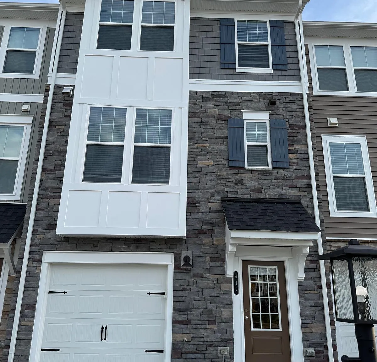 3 bed, 2174 sqft, $2,650 — Photo 1