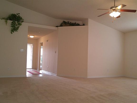 2nd image of 10487 Millbrook Dr