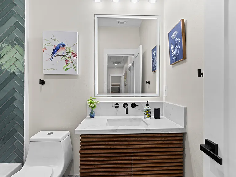 6790 River Rd #1 — Photo 10