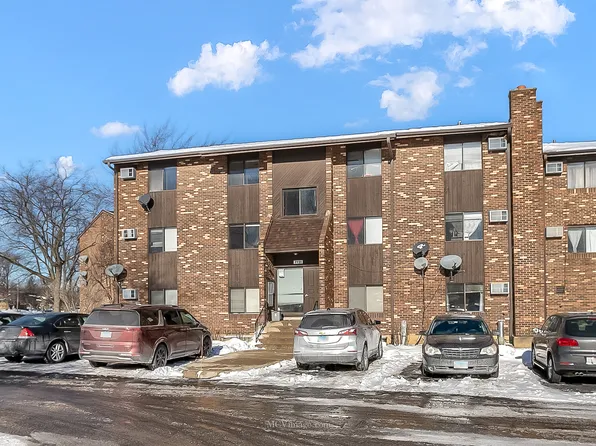 7731 Woodward Ave APT 1B, Woodridge, IL 60517