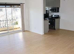 12340 Rochester Ave, Los Angeles, CA 90025