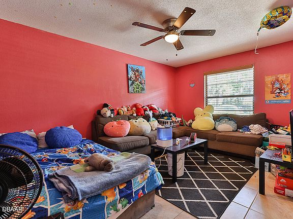 5th image of 89 Fremont Ave APT 703