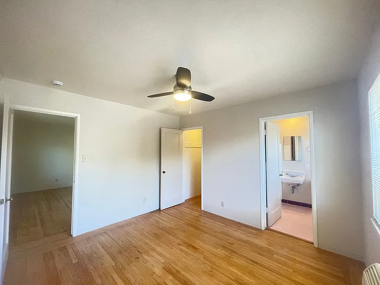 East Sacramento Charmer at 3349/3357 I Street — Photo 6