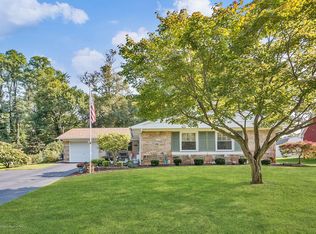 10 Beaver Pl, Aberdeen, NJ 07747