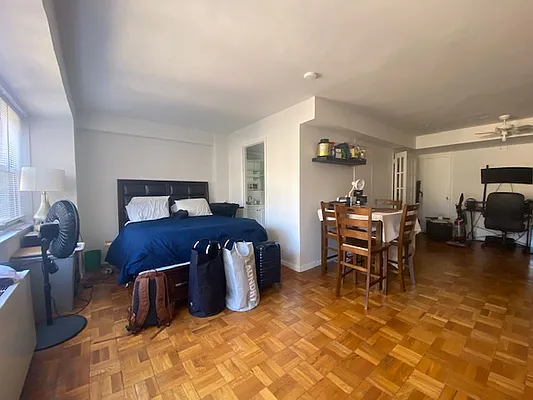 Rented by 212 Consulting Corp | media 33