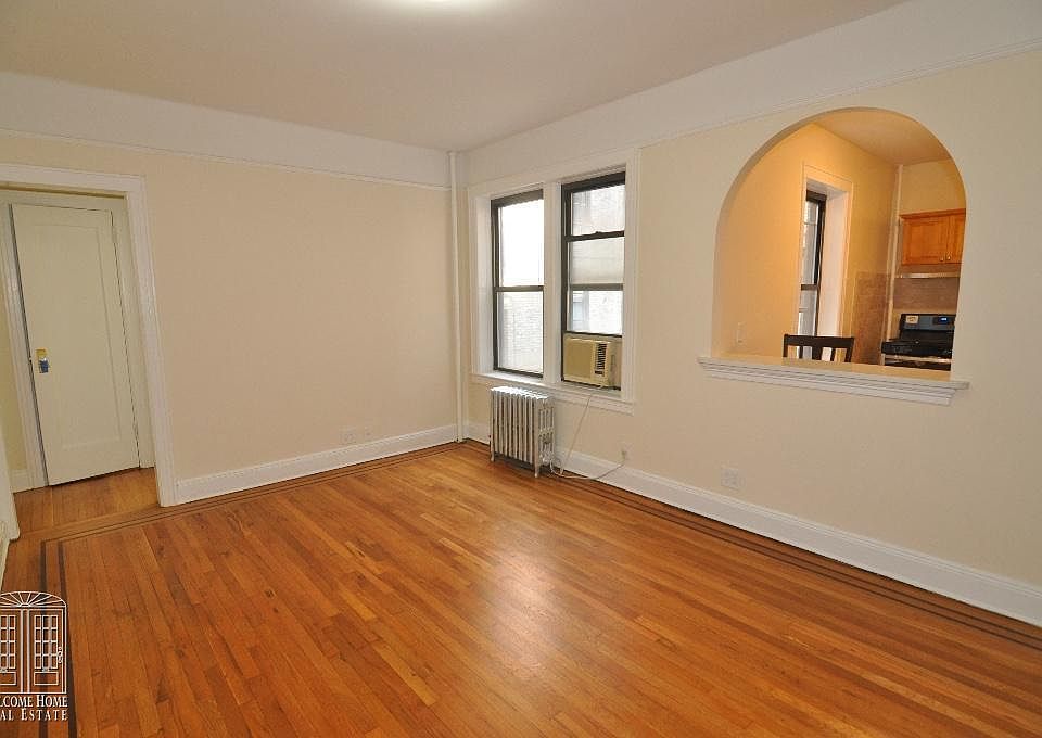 1st image of 4518 42nd St APT 1D