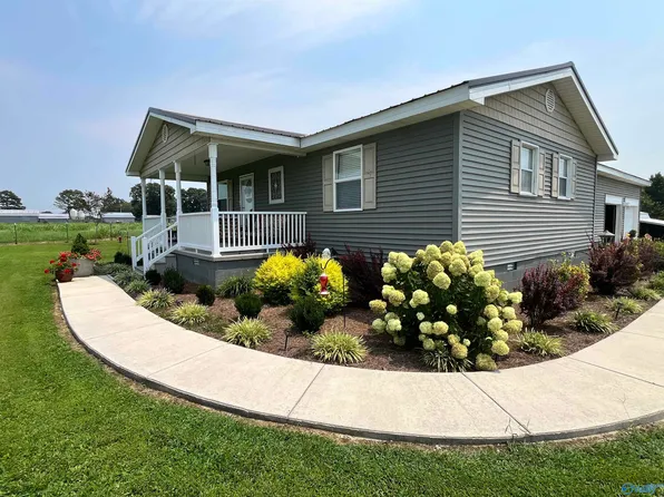 970 Ross Rains Rd, Albertville, AL 35951