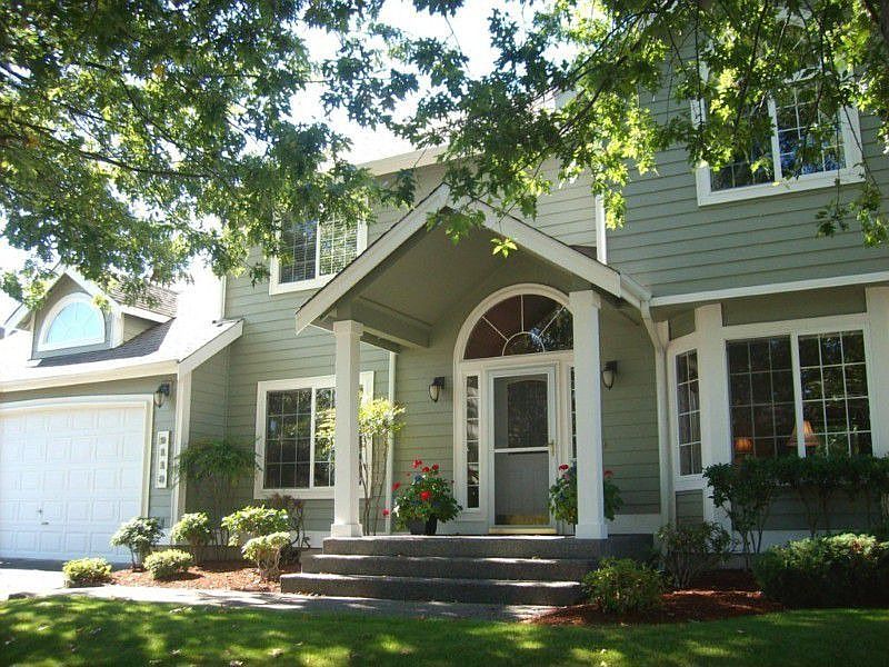 Situated on a beautiful tree lined lane, a lush lawn greets you, along with a new roof, when approac