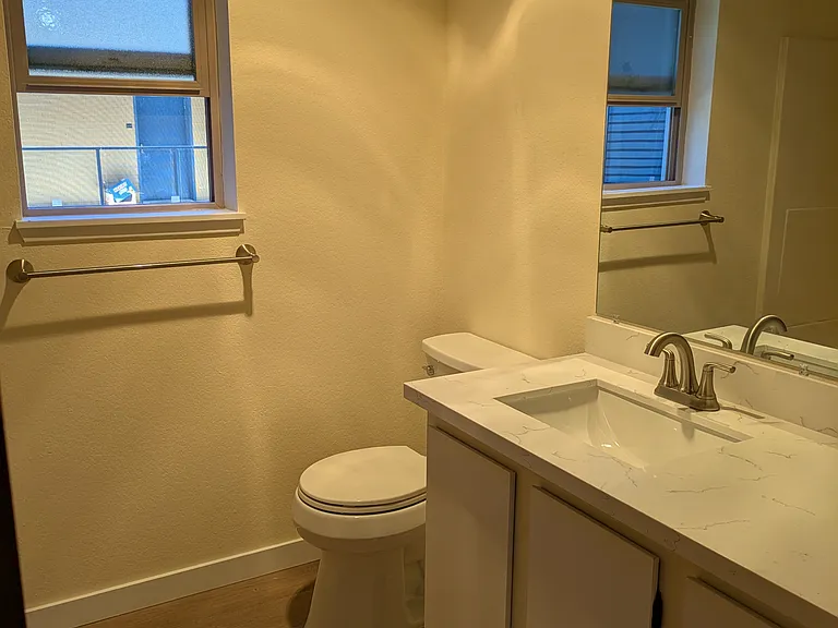 29 Etruria St #B-305 — Photo 14
