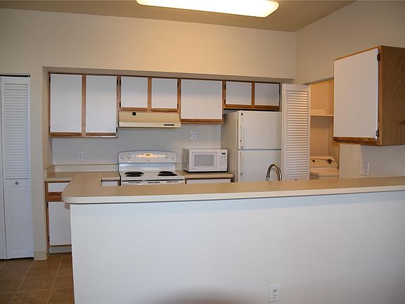 5th image of 4760 S Wadsworth Blvd Unit K104