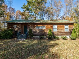 1137 Cherokee Rd, Waynesboro, TN 38485