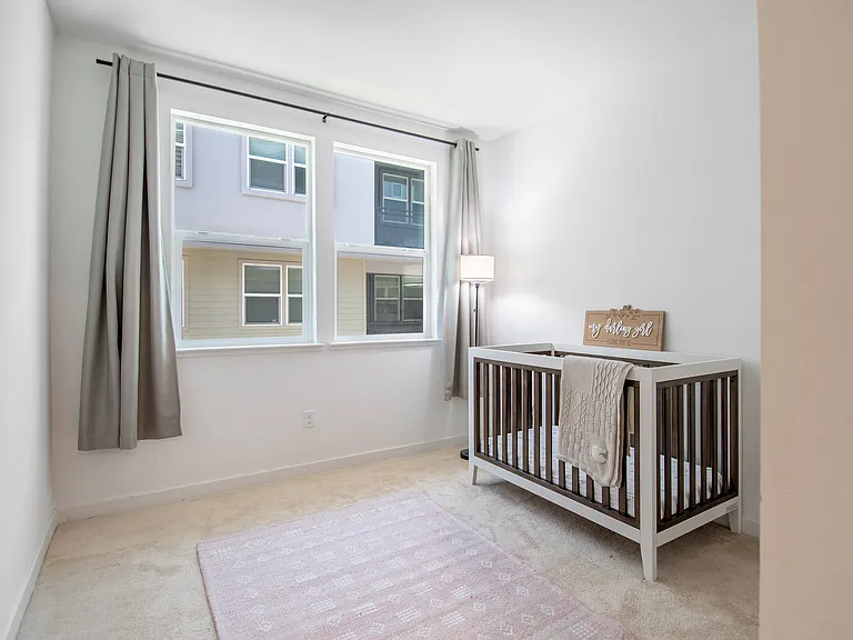 882 Slate Pl — Photo 20
