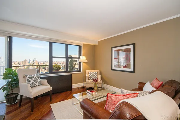 Sold by Oxford Property Group | media 20