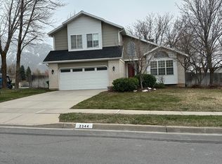 2344 E Rockview Dr, Sandy, UT 84092
