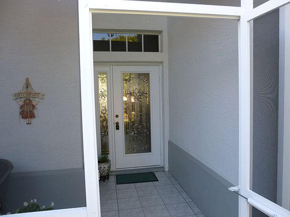 3rd image of 2620 Valparaiso Blvd