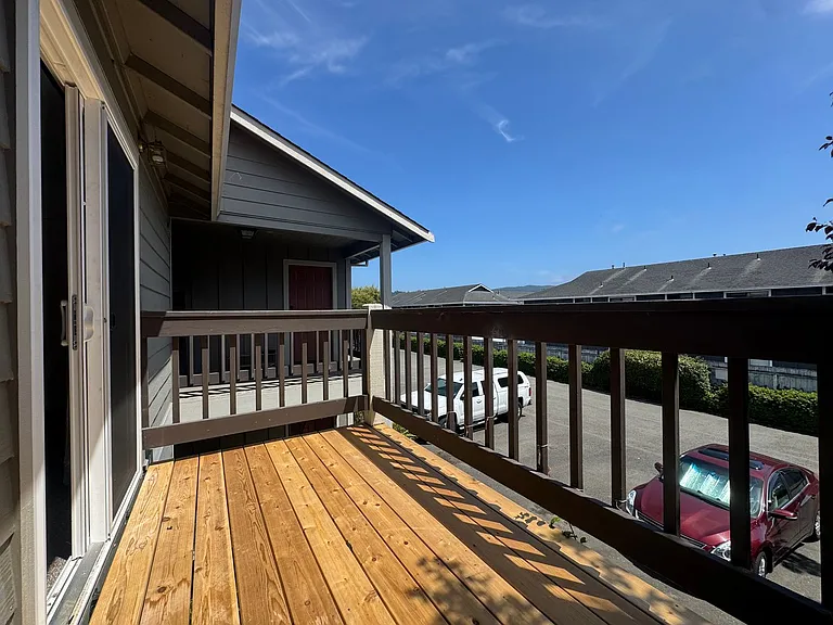 5016 Valley East Blvd — Photo 7