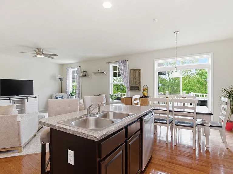 2306 Flint Dr — Photo 12