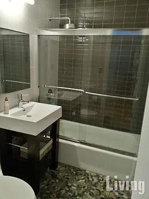 Sold by Living New York | media 16