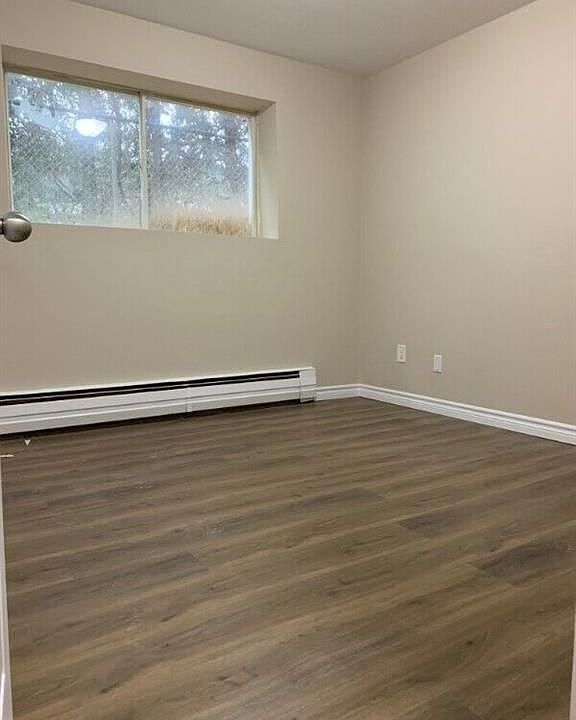 2nd image of 64 Hilltop Dr #7