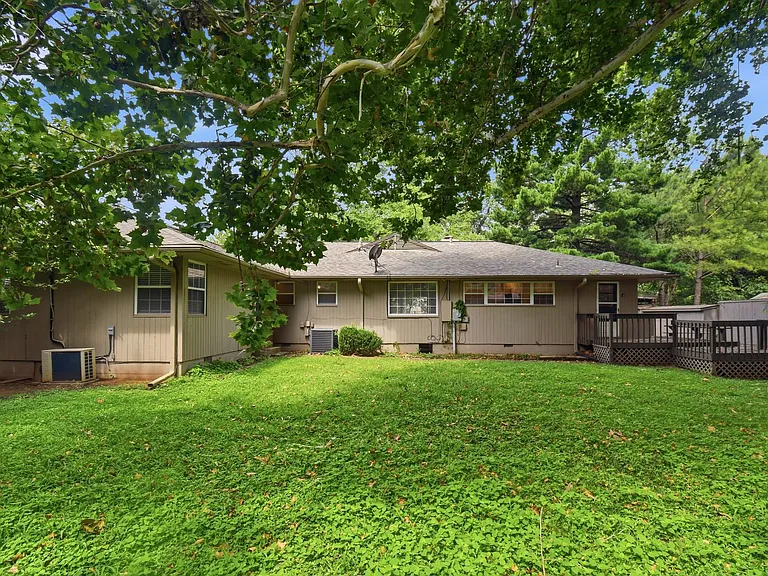 3325 S Yorktown Ave — Photo 17