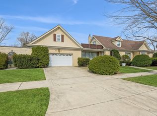 1500 Lathrop Ave, River Forest, IL 60305