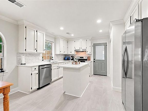 5th image of 17638 Alack Dr