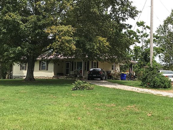 3rd image of 518 Oak Grove Church Rd