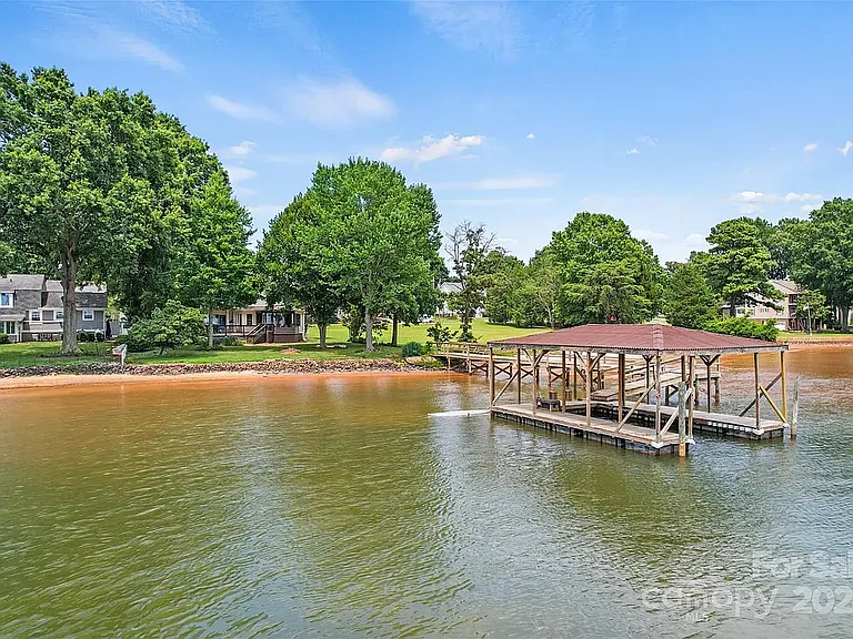 120 Surfside Ln — Photo 39