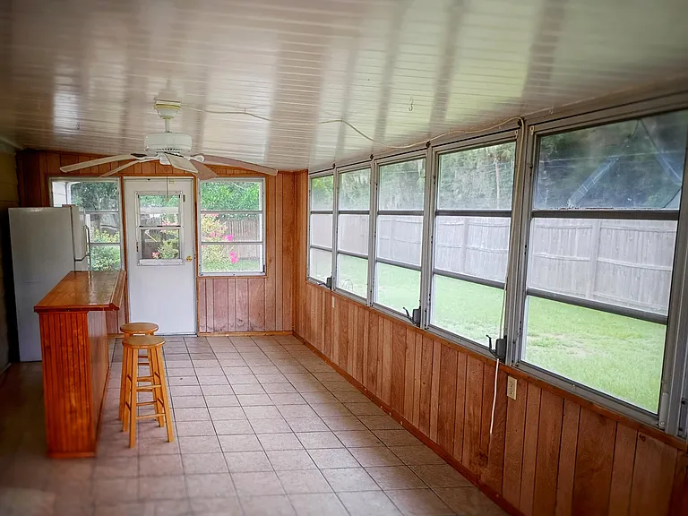 118 Hermits Dr — Photo 4