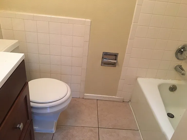 7405 Mayflower Rd NE — Photo 22