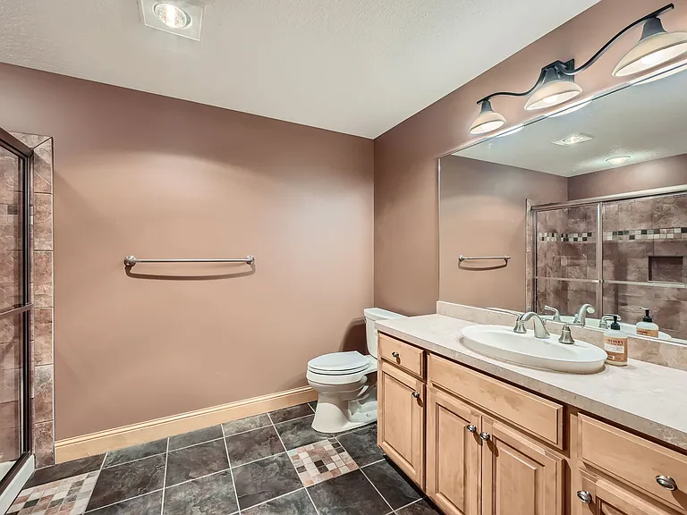Eagle Valley Dr — Photo 16