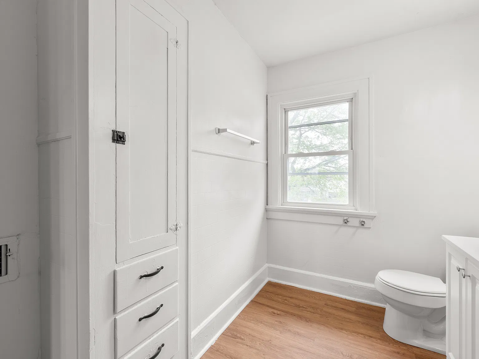 2 bed, 1392 sqft, $1,299 — Photo 4