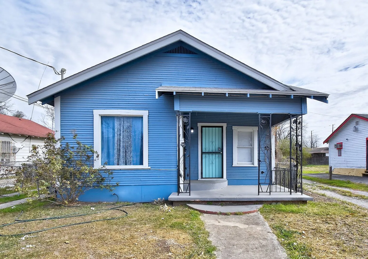 1314 N Sabinas | 3-Bedroom Home Close To Downtown — Photo 1