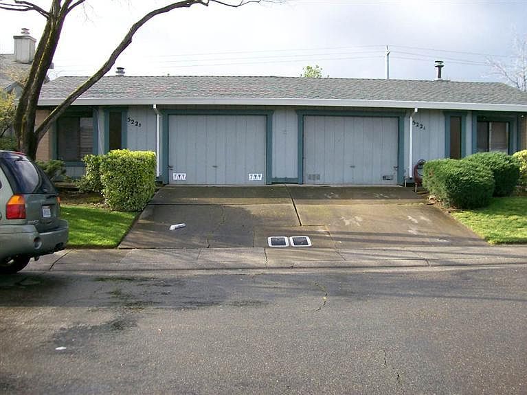 1st image of 522 Arlene Dr #A