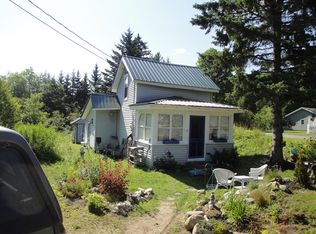 96 Newman Rd, Lake Placid, NY 12946