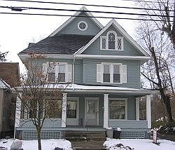 1st image of 457 W Main St