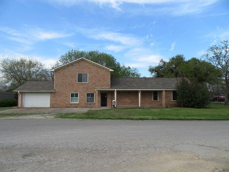 1st image of 817 E Belle Ave
