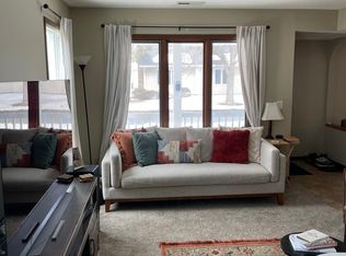 9396 Ranchview Ln N, Maple Grove, MN 55369