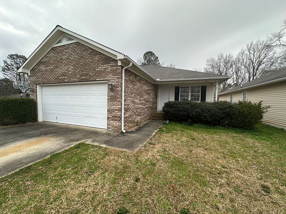1st image of 310 Parker Pl
