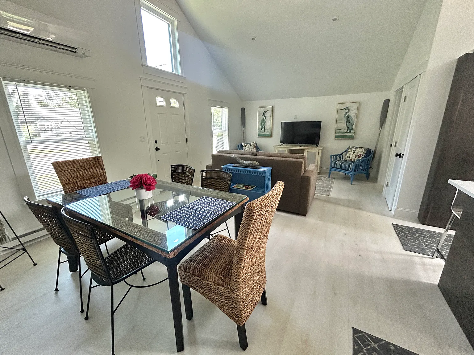 173 Sanford Rd — Photo 1