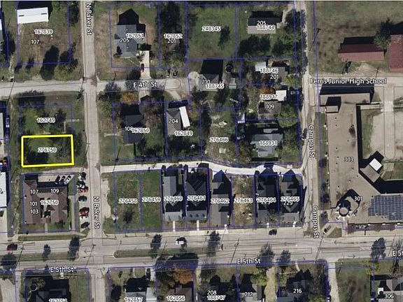 4th image of 107 N Baker St