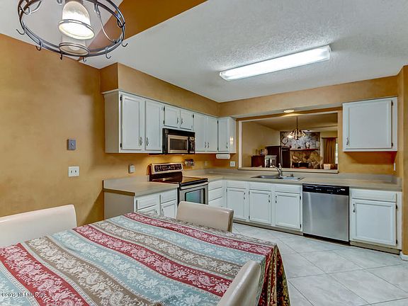 5th image of 3106 Paddle Creek Dr