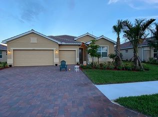 2231 Vermont Ln, Naples, FL 34120