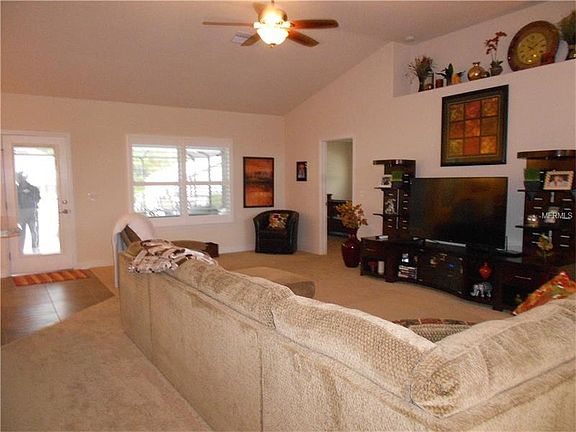 4th image of 3803 SE 99th St