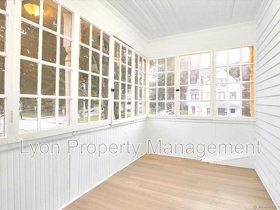 4th image of 251-253 Jackson St
